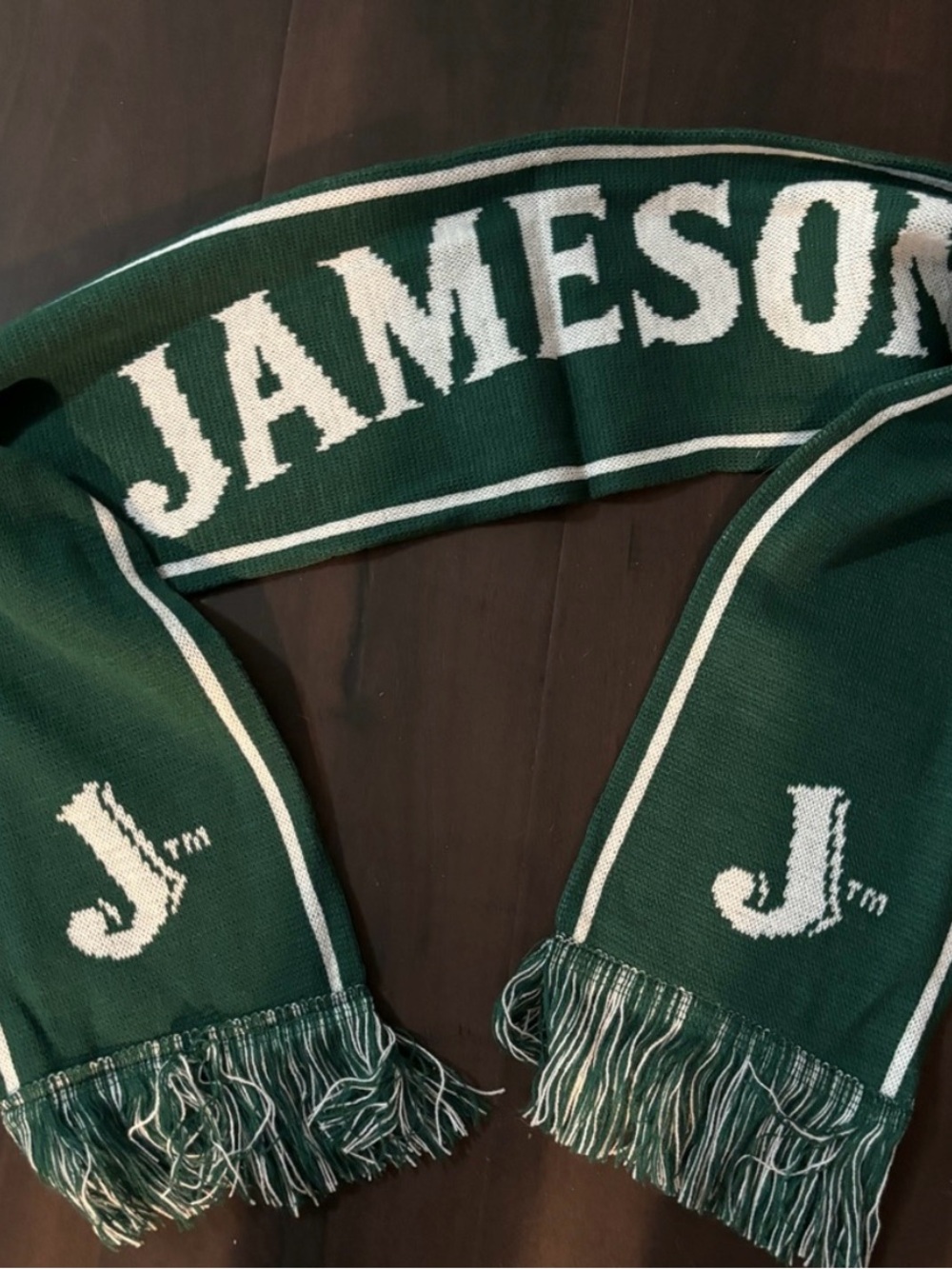 Jameson Irish whiskey Green & white Logo Knit Scarf new collectible